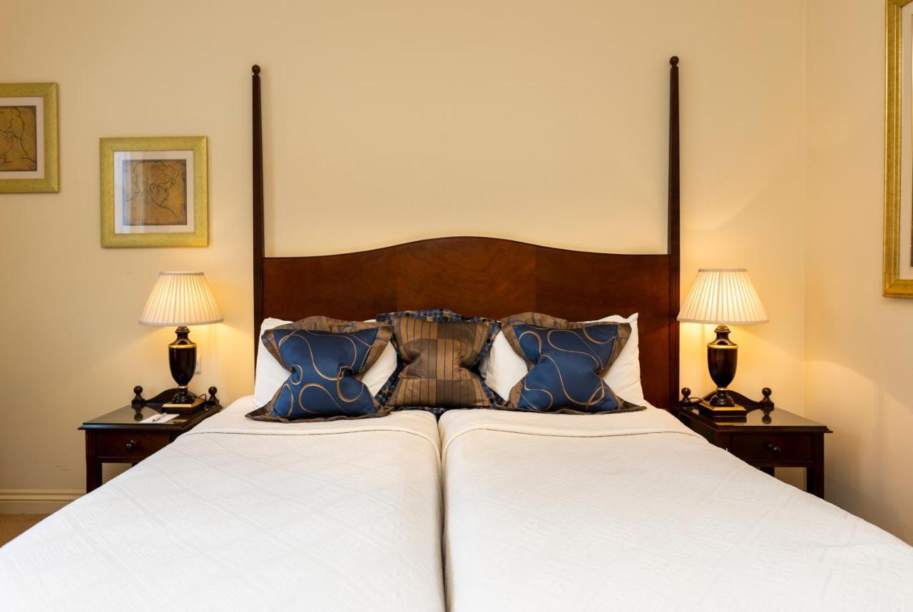 Ringwood Hall Hotel & Spa 切斯特菲尔德 外观 照片